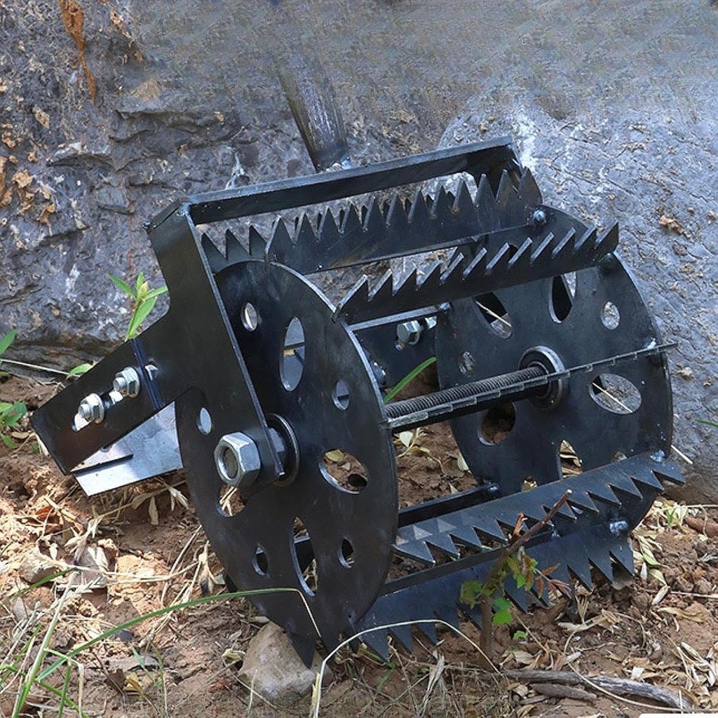 weeds-roller-rolling-lawn-aerator-hand-w-4.jpg