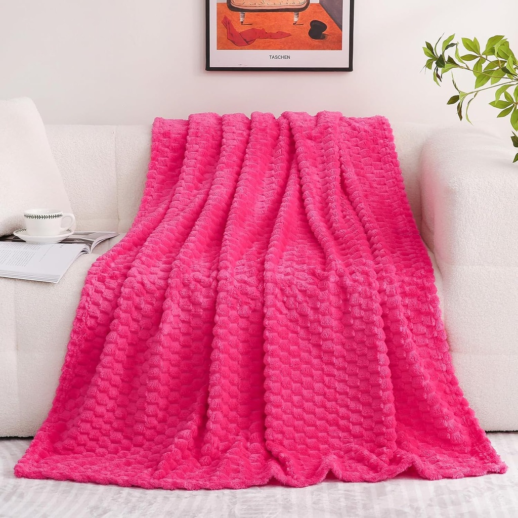 puncuntex-hot-pink-throw-blanket-5060-in-3.jpg
