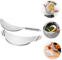 stainless-steel-pasta-strainer-draining--3.jpg