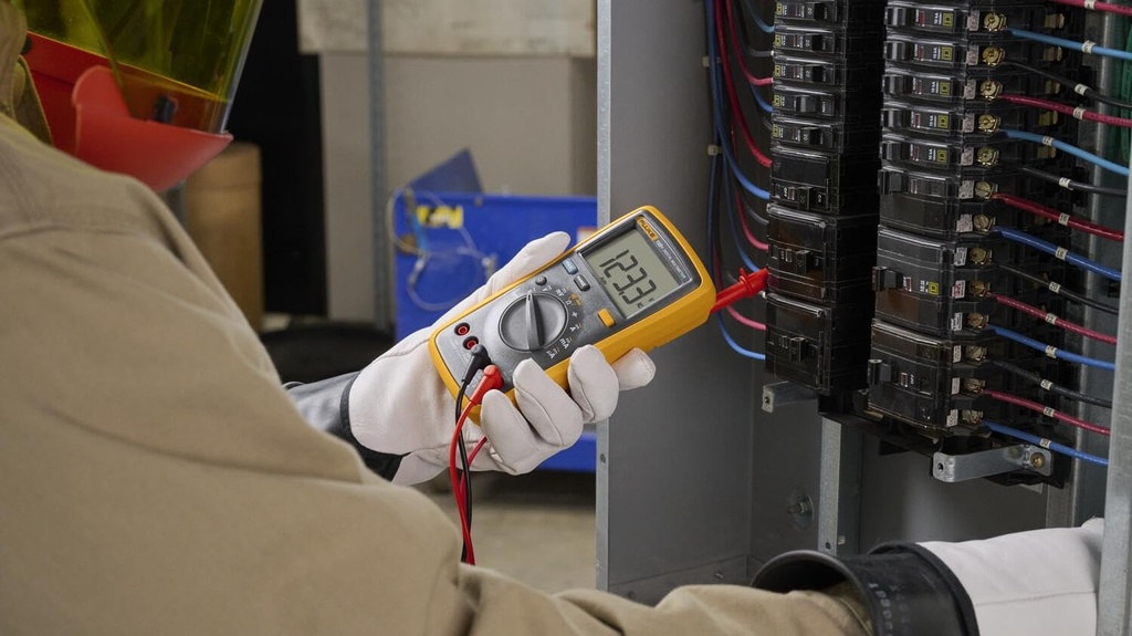 fluke-15b-digital-multimeter-for-electri-6.jpg