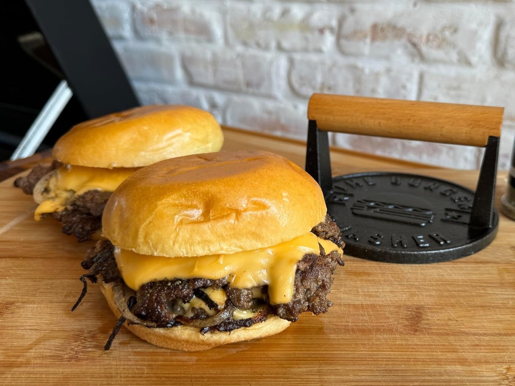 the-burger-smasherTM-pre-seasoned-heavy--2.jpg