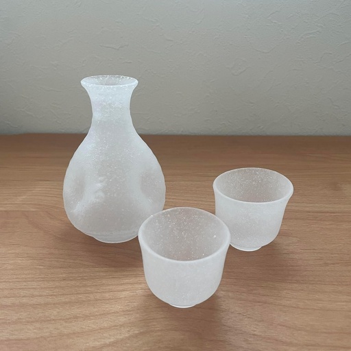 [BRSREFQPBMAR6HTP] Sake bottle and sake cup set. Glass.