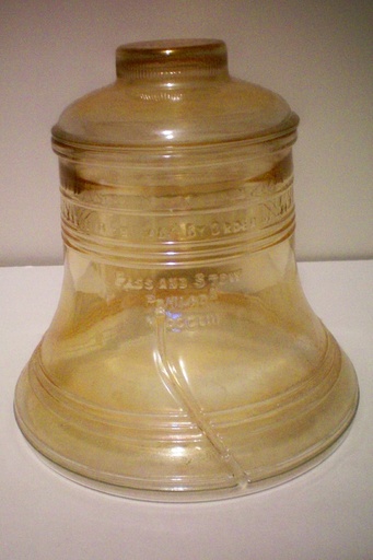[BRSWIYIKCIJW23DY] 1976 Bicentennial Liberty Bell Cookie Jar -- 8" Tall -- Great Happy Birthday 1976 Present -- as shown